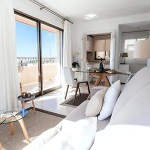 https://polo-apartments-8.es-andalucia.com