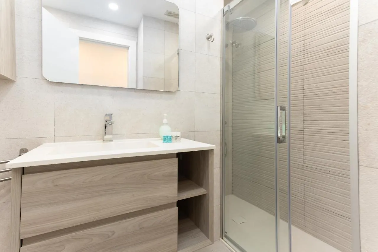 Luxury two bedrooms apartment Avenida del Mar Marbella Spanje