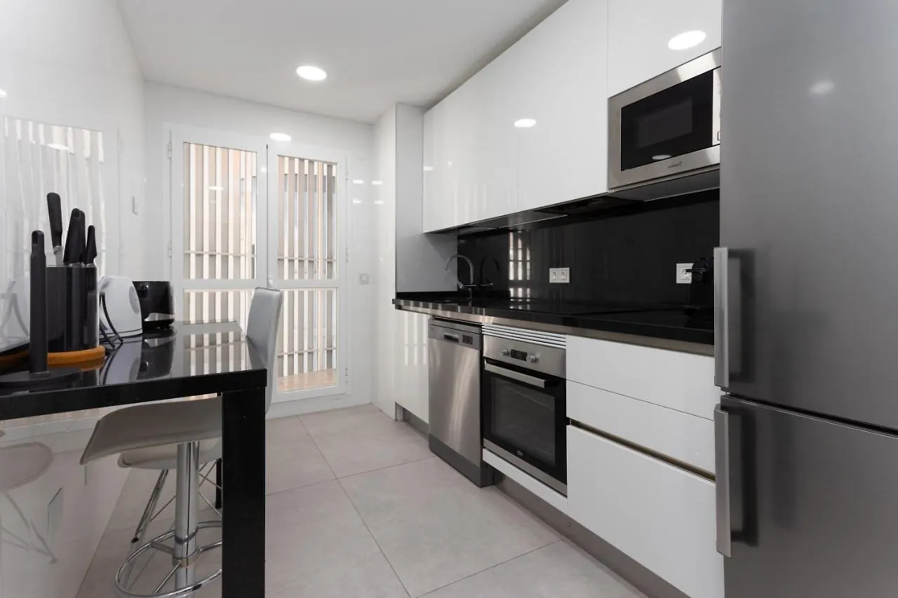 Luxury two bedrooms apartment Avenida del Mar Marbella