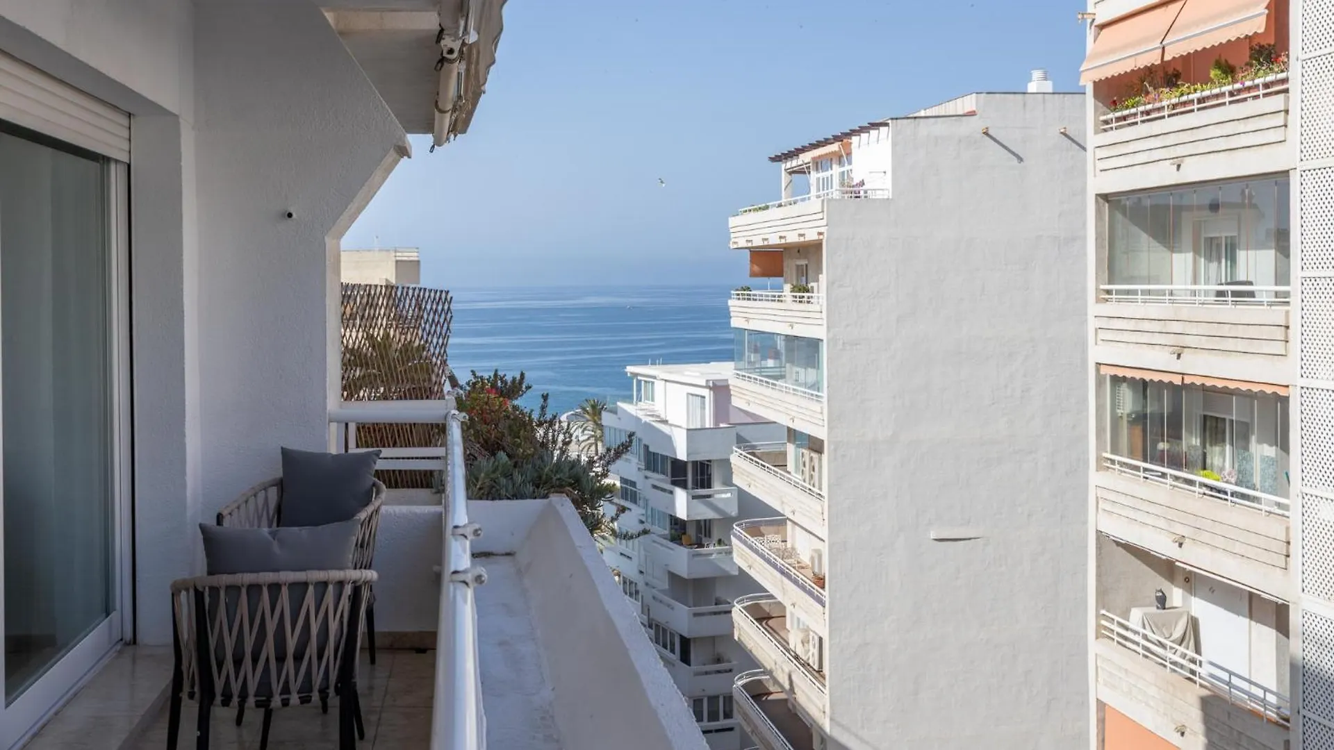 Luxury two bedrooms apartment Avenida del Mar Marbella