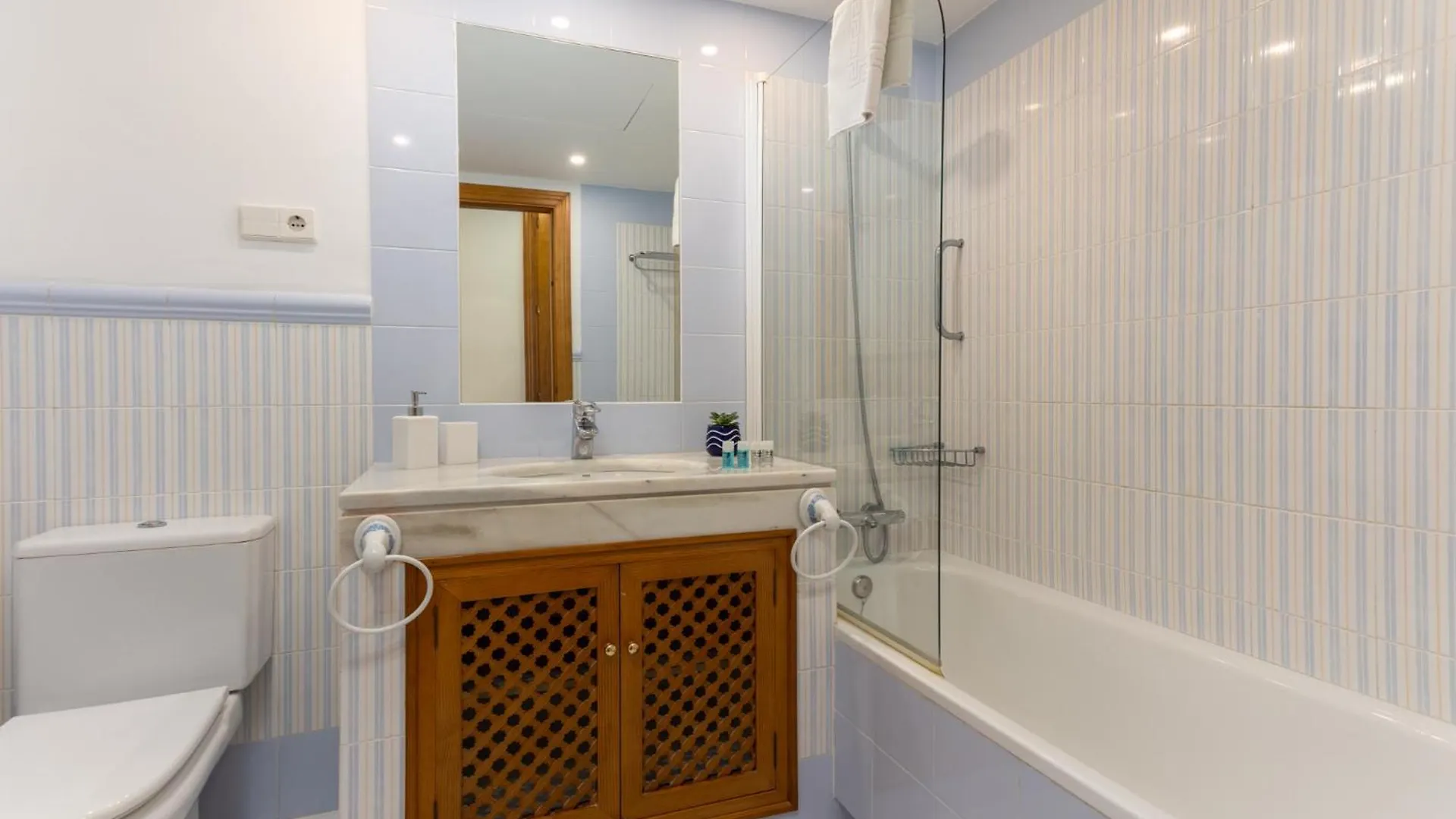 Luxury two bedrooms apartment Avenida del Mar Marbella España
